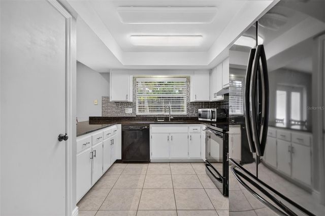 3240 TOURAINE AVENUE, Orlando, FL 32812
