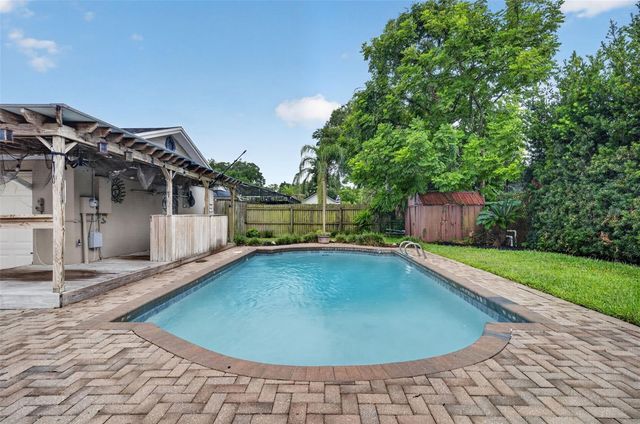 3240 TOURAINE AVENUE, Orlando, FL 32812