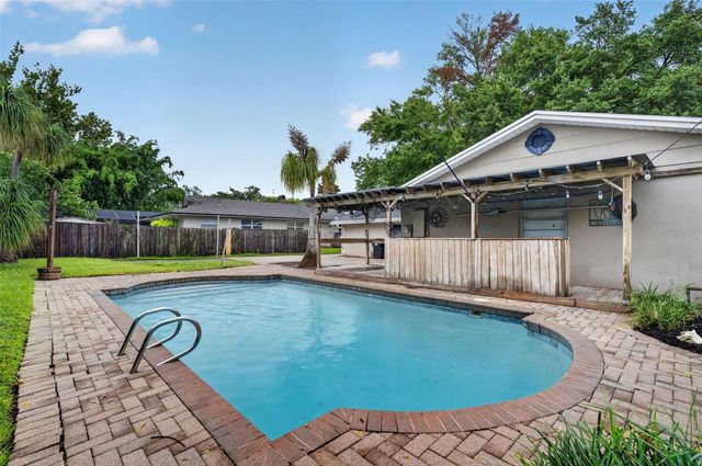3240 TOURAINE AVENUE, Orlando, FL 32812