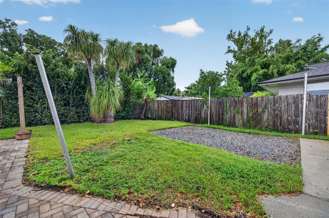 3240 TOURAINE AVENUE, Orlando, FL 32812
