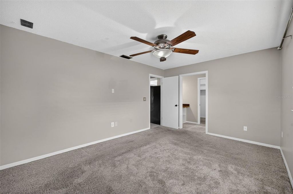 Image 25 of property listing at 3240 TOURAINE AVENUE, Orlando, FL 32812