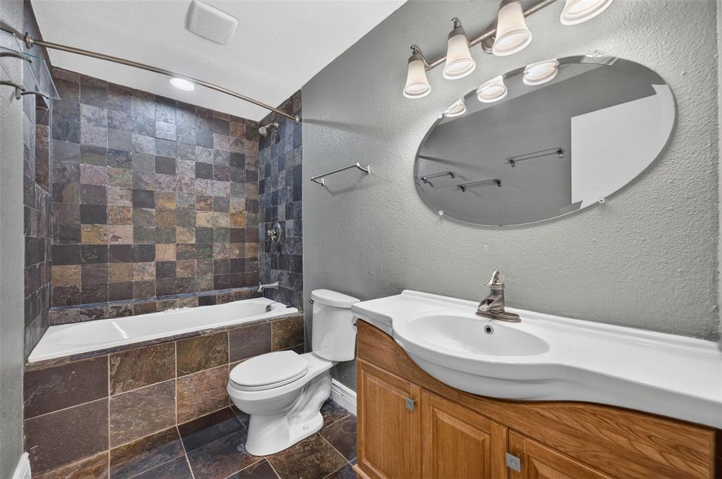 Image 31 of property listing at 3240 TOURAINE AVENUE, Orlando, FL 32812