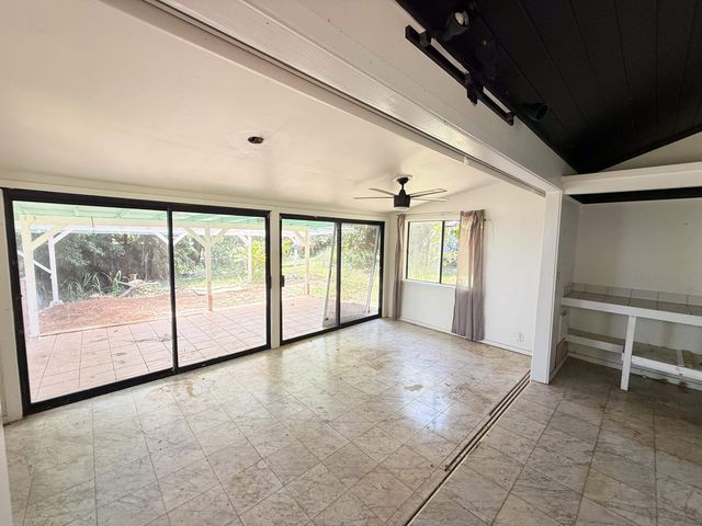 420 Haumana Rd, Haiku, HI 96708