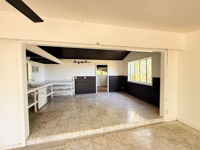 420 Haumana Rd, Haiku, HI 96708