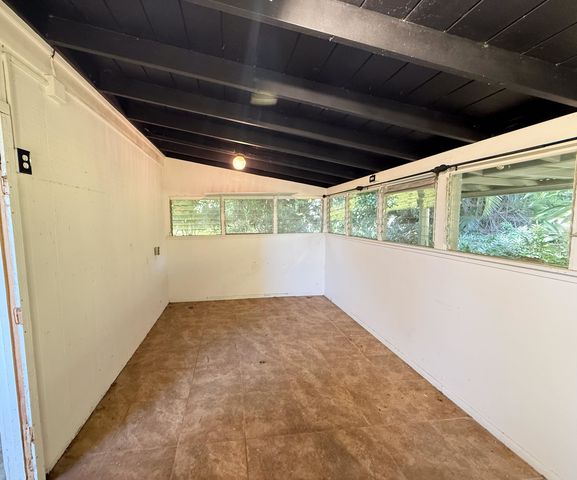 420 Haumana Rd, Haiku, HI 96708