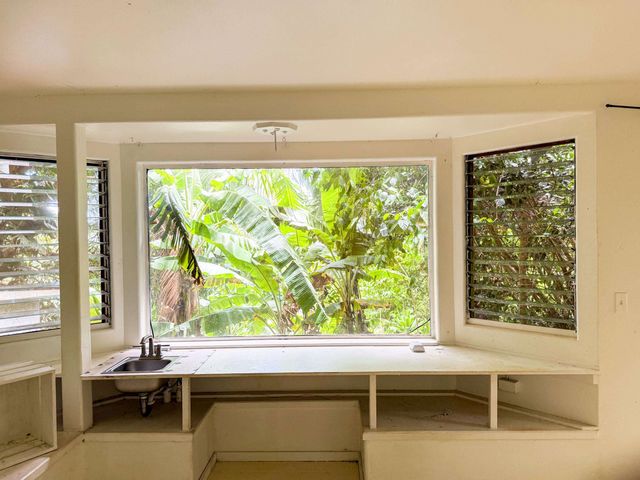 420 Haumana Rd, Haiku, HI 96708