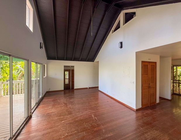 420 Haumana Rd, Haiku, HI 96708