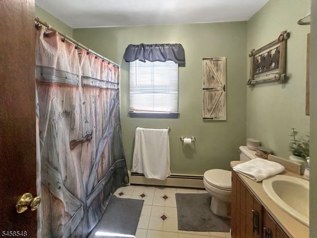 566 Elder Ave, Phillipsburg Town, NJ 08865