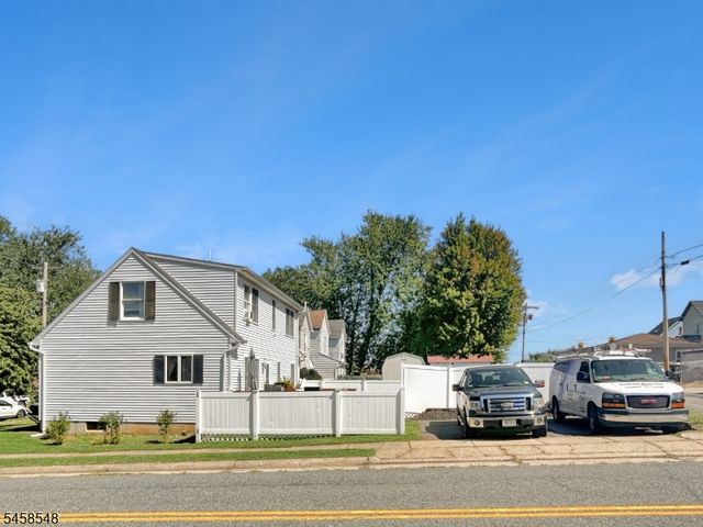 566 Elder Ave, Phillipsburg Town, NJ 08865