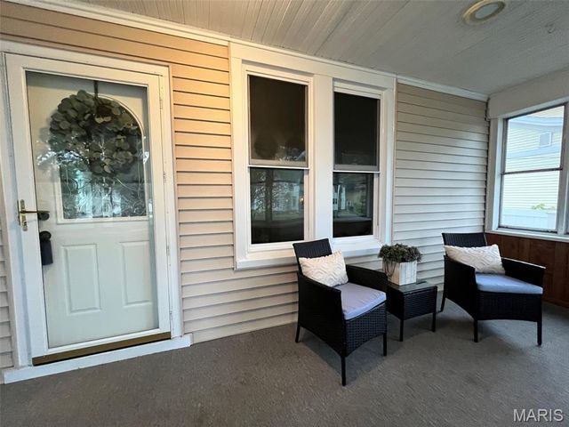 1836 Park Avenue, Alton, IL 62002