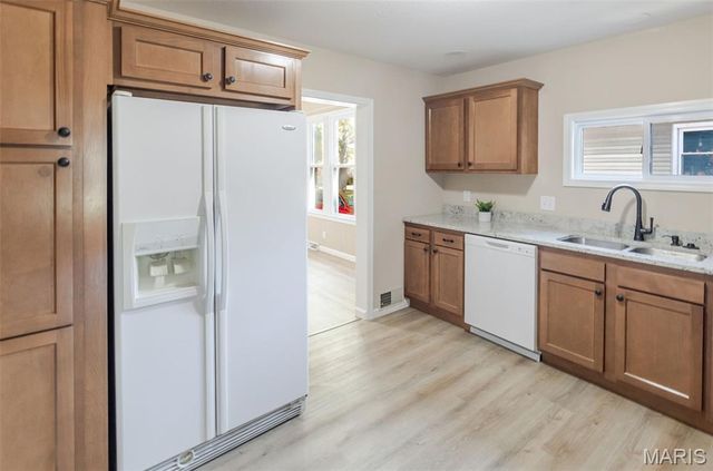 1836 Park Avenue, Alton, IL 62002