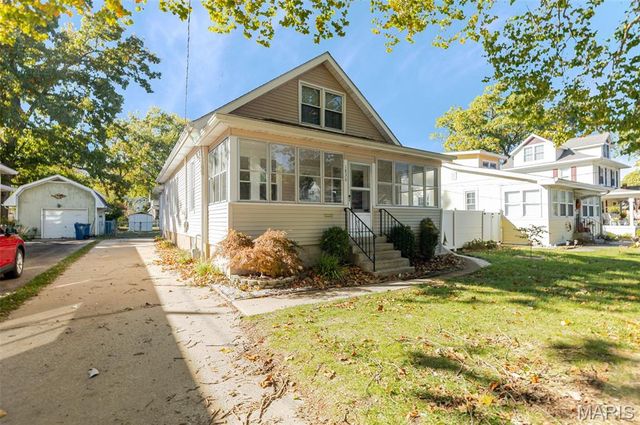 1836 Park Avenue, Alton, IL 62002