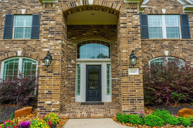 14407 Spring Mountain Drive, Tomball, TX 77377