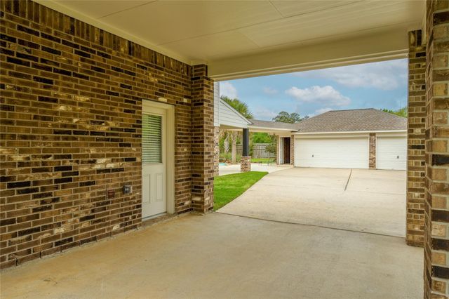 14407 Spring Mountain Drive, Tomball, TX 77377