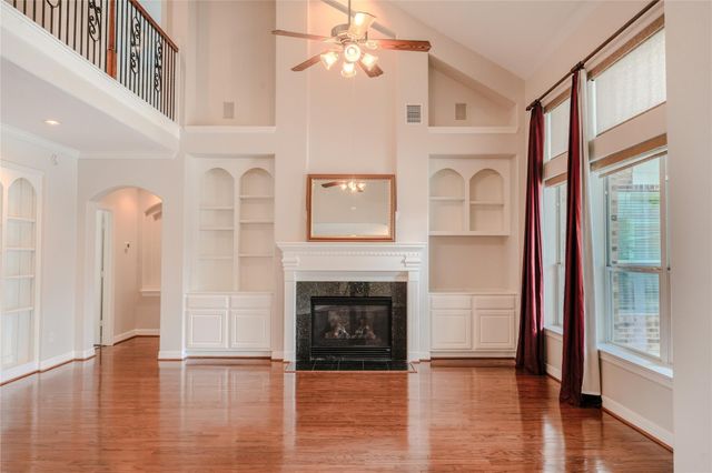 14407 Spring Mountain Drive, Tomball, TX 77377