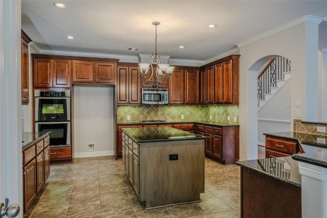 14407 Spring Mountain Drive, Tomball, TX 77377