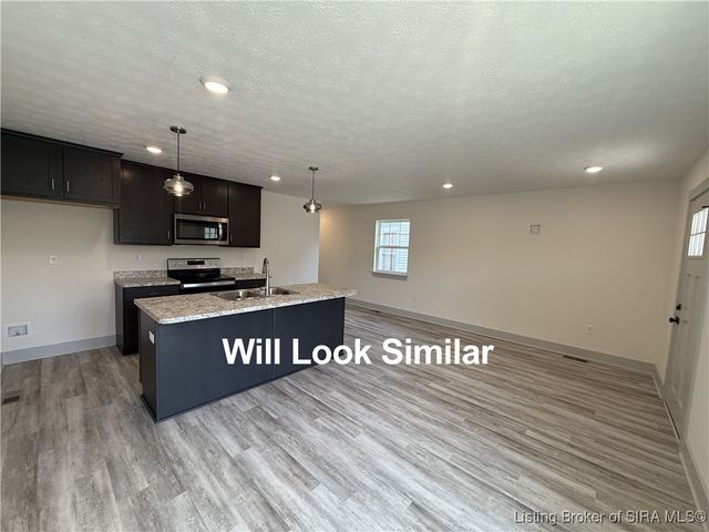 229 W 9th Street, New Albany, IN 47150