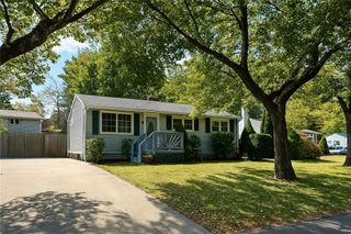 78 Keeley Avenue, Warwick, RI 02886
