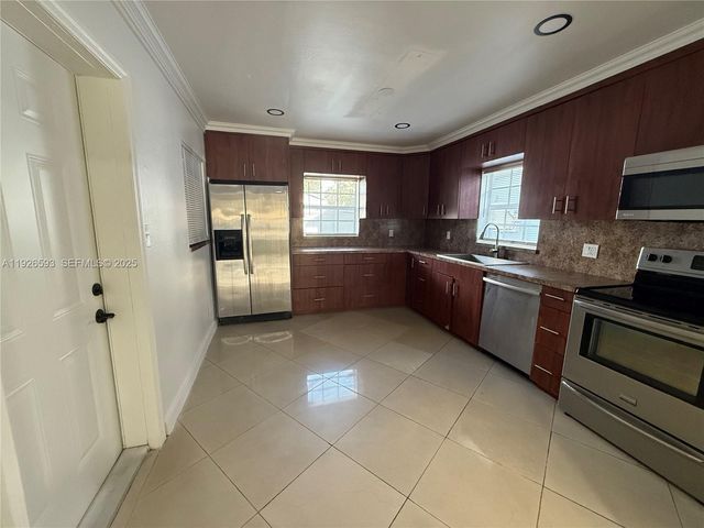 501 S 61st Ter, Hollywood, FL 33023