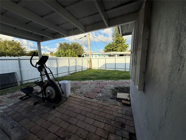 501 S 61st Ter, Hollywood, FL 33023