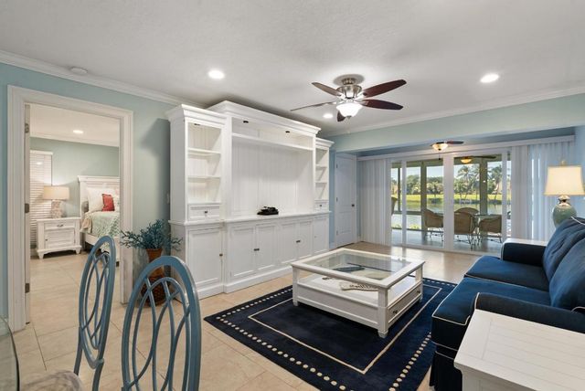 1280 NW 20th Avenue 101, Delray Beach, FL 33445