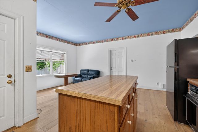 3750 Keene Troy Pike, Versailles, KY 40383