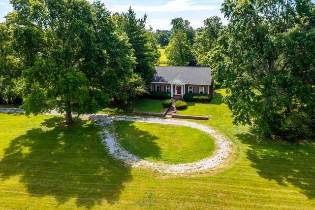 3750 Keene Troy Pike, Versailles, KY 40383