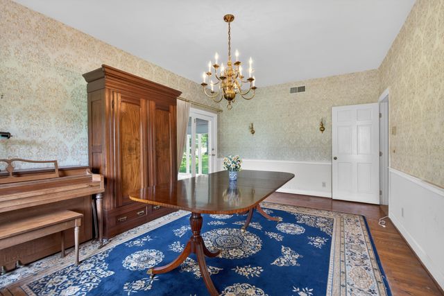 3750 Keene Troy Pike, Versailles, KY 40383