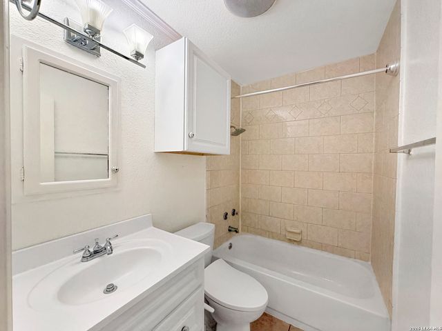 5911 Misty Glen, San Antonio, TX 78247