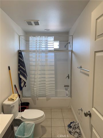 1192 E 48th, East Los Angeles, CA 90011