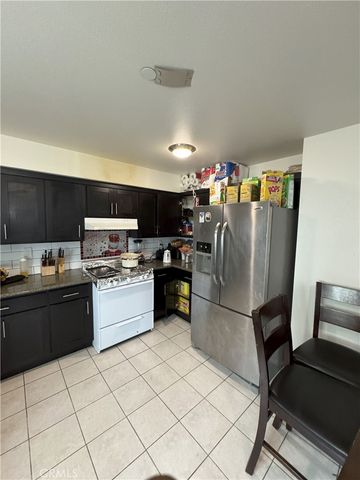 1192 E 48th, East Los Angeles, CA 90011