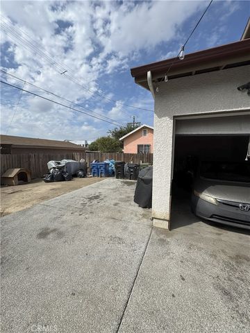 1192 E 48th, East Los Angeles, CA 90011