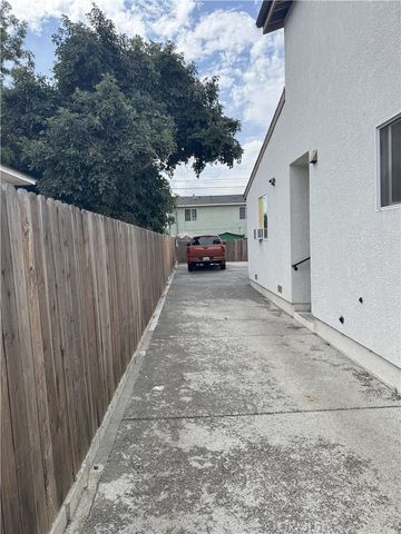 1192 E 48th, East Los Angeles, CA 90011
