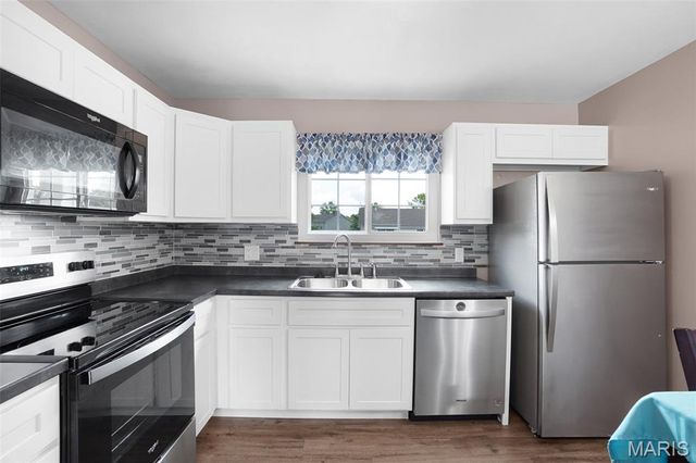 4129 Gulf Shore W, Florissant, MO 63034
