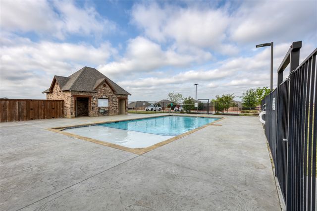 2568 Hadley Street, Weatherford, TX 76087