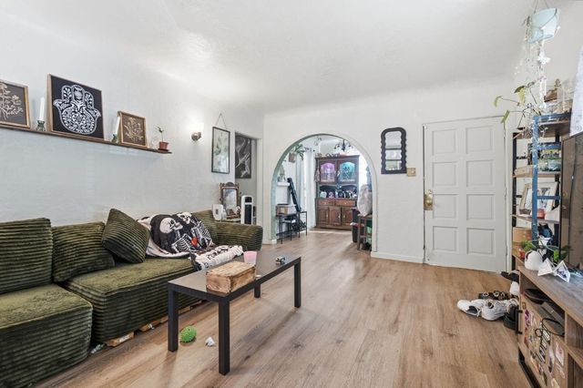 815-817 Wright St, Modesto, CA 95350