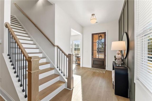 208 Knollwood Bend, Canton, GA 30015