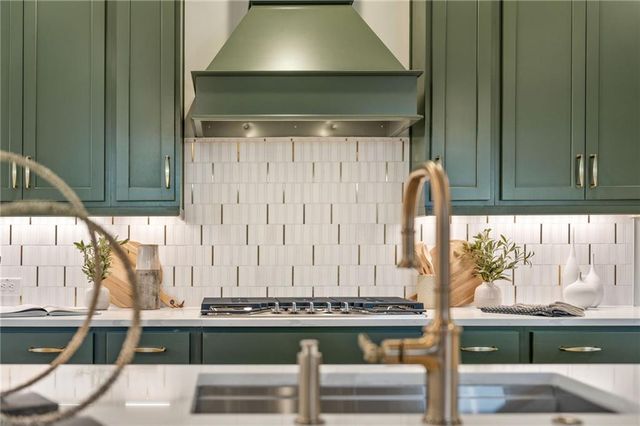 208 Knollwood Bend, Canton, GA 30015