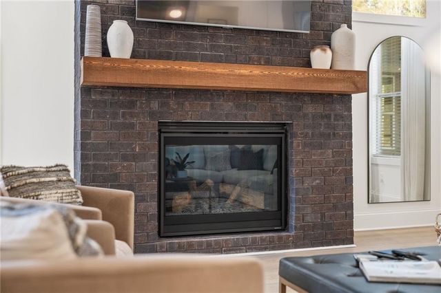 208 Knollwood Bend, Canton, GA 30015