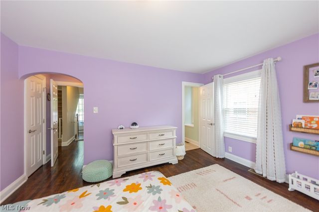 18707 Scottsdale Boulevard, Shaker Heights, OH 44122
