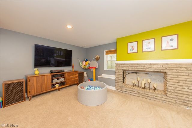 18707 Scottsdale Boulevard, Shaker Heights, OH 44122