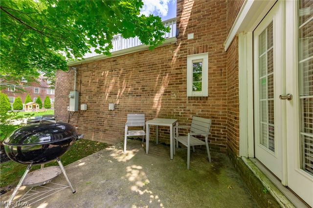 18707 Scottsdale Boulevard, Shaker Heights, OH 44122
