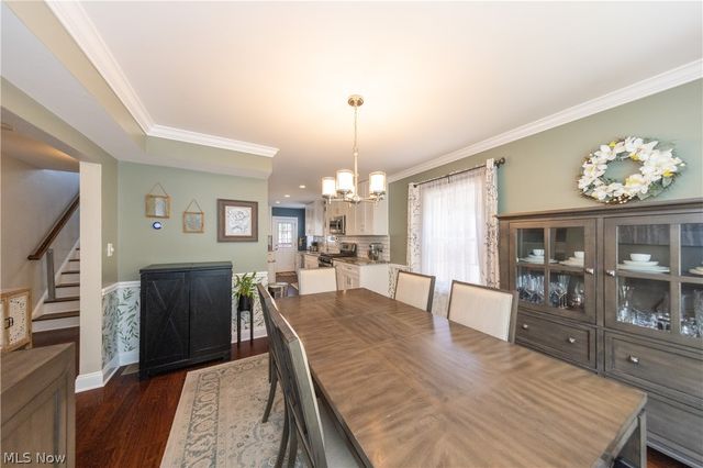 18707 Scottsdale Boulevard, Shaker Heights, OH 44122