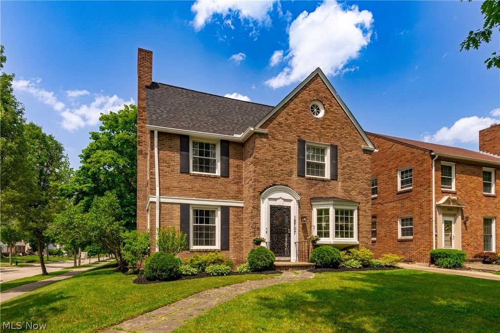18707 Scottsdale Boulevard, Shaker Heights, OH 44122