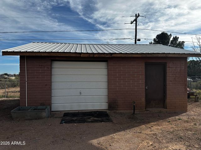217 E 21ST Street, Douglas, AZ 85607