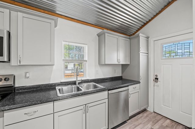 215 Geronimo, Quitman, TX 75783