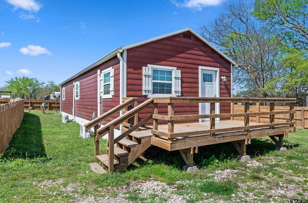 215 Geronimo, Quitman, TX 75783