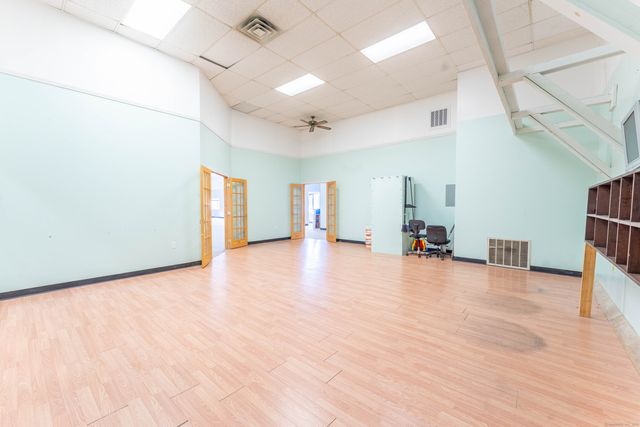 4-6 Green Hollow Road, Plainfield, CT 06354