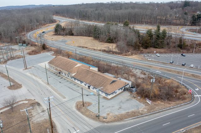4-6 Green Hollow Road, Plainfield, CT 06354