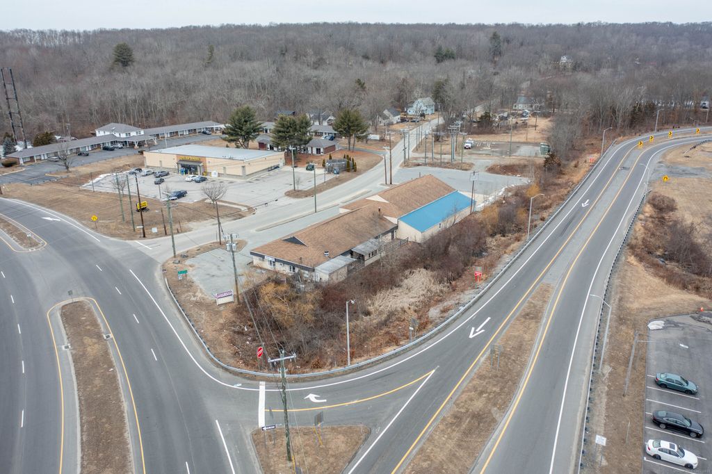 4-6 Green Hollow Road, Plainfield, CT 06354